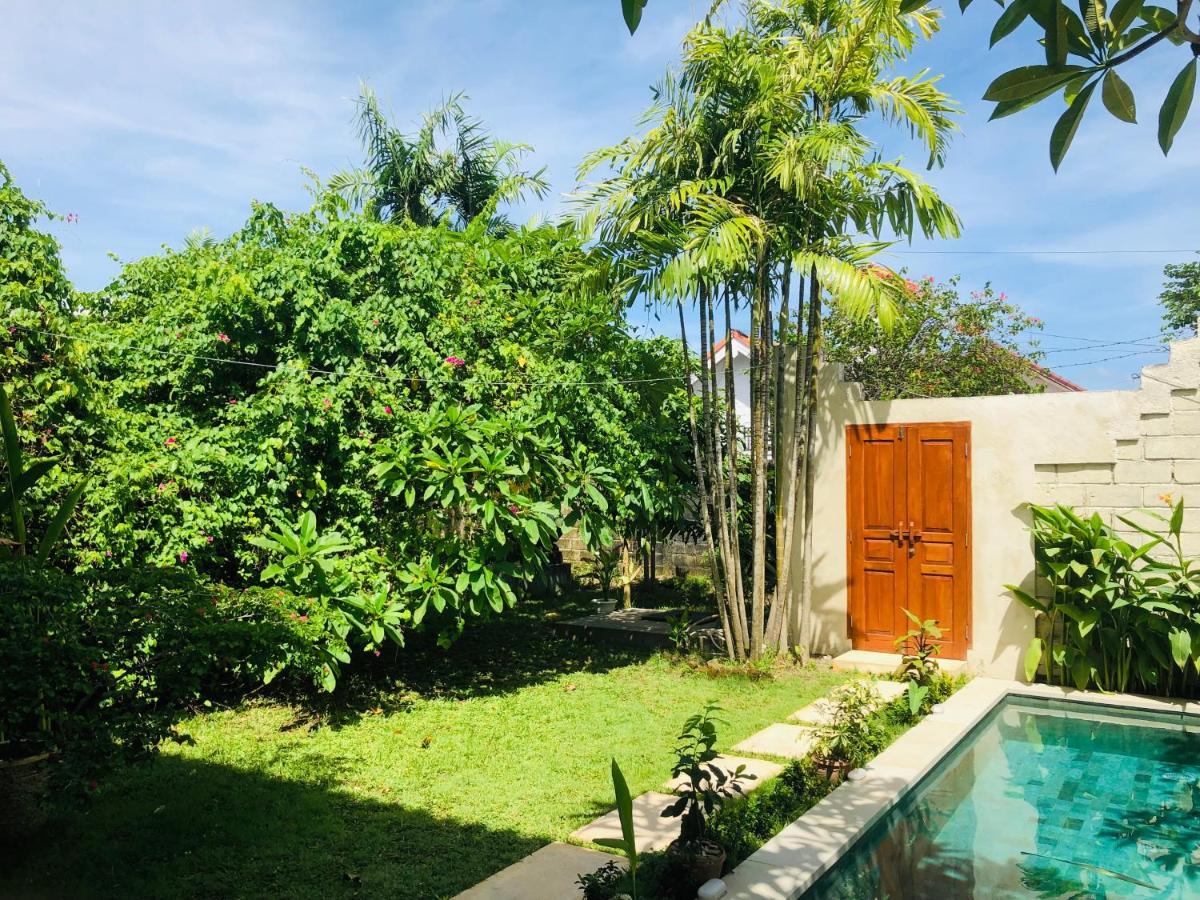 Villa Abhista Seminyak Eksteriør billede