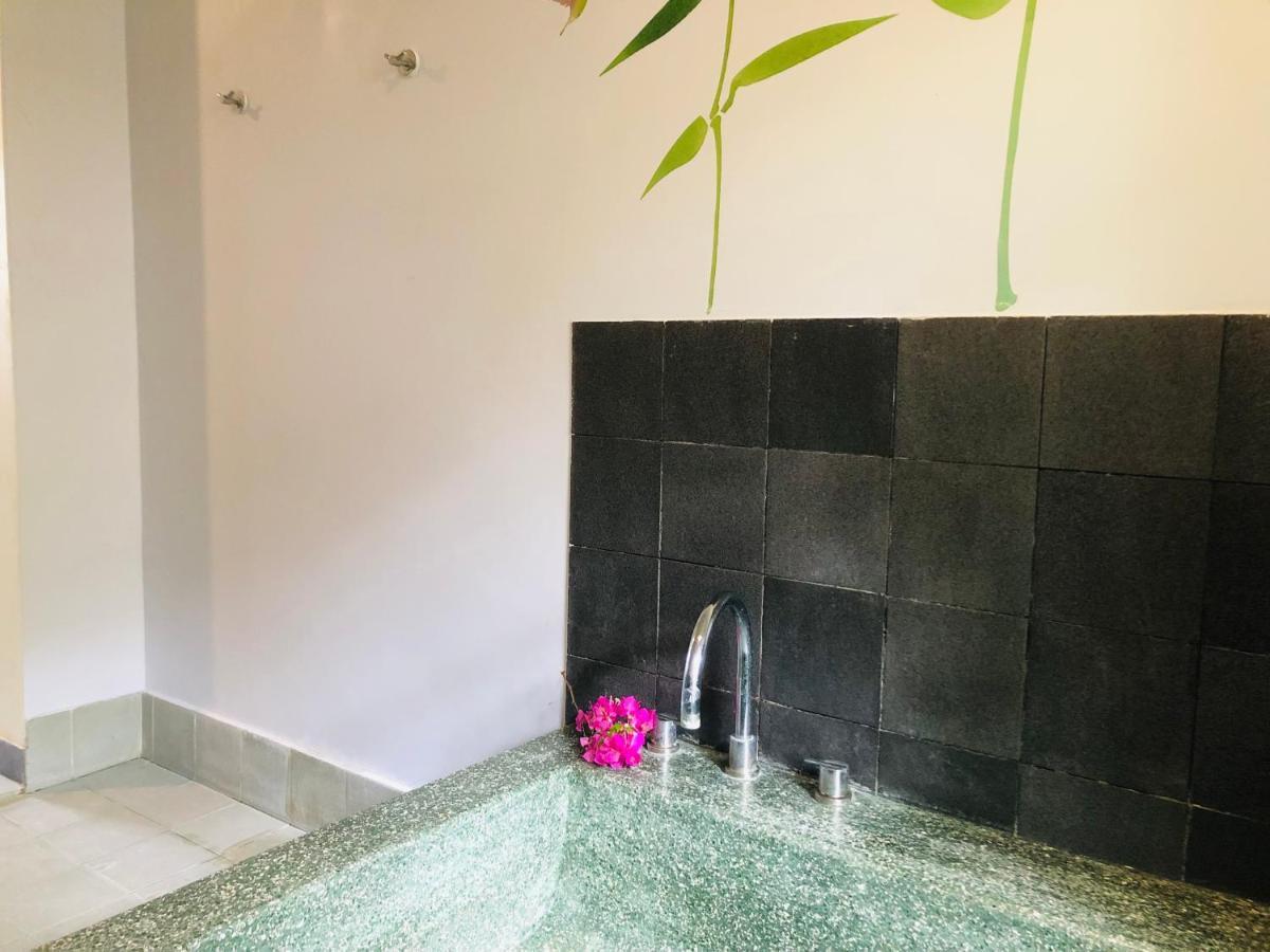 Villa Abhista Seminyak Eksteriør billede